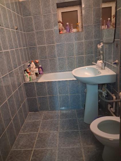 Vând Ap 3 cam decomandat, renovat, et 1 - 7