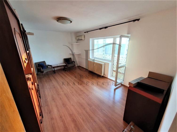 Oportunitate 4 Camere 88 mp 2 balcoane 2 bai etaj 9 boxa decomandat Vergului Pan - 3