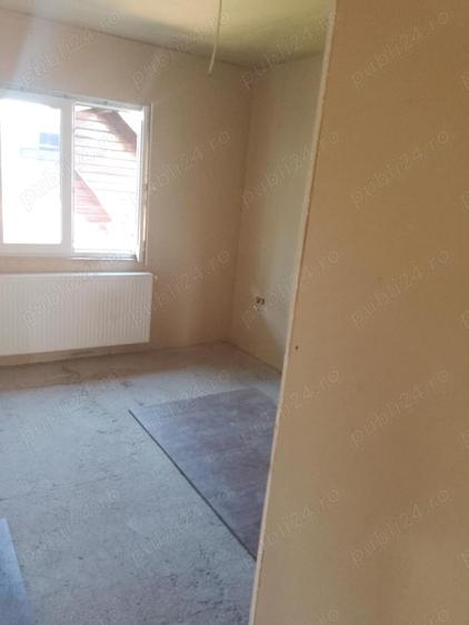 Casu?a de vanzare - 6