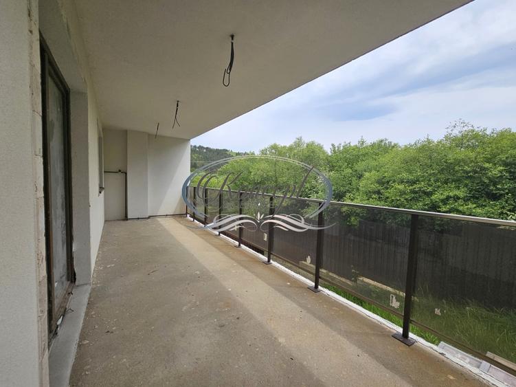 Case cuplate in ansamblu nou Luna de Sus - 4