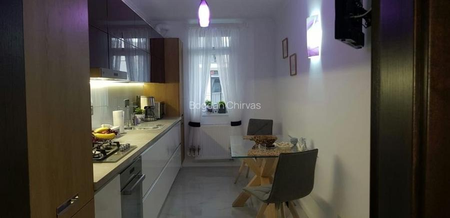 Apartament cu 2 camere decomandat, mobilat în Circumvalațiunii Apartament cu 2 camere decomandat, mobilat în Circumvalațiunii