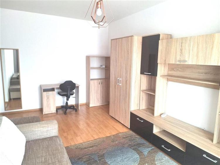 Apartament cu 2 camere decomandat în Giroc