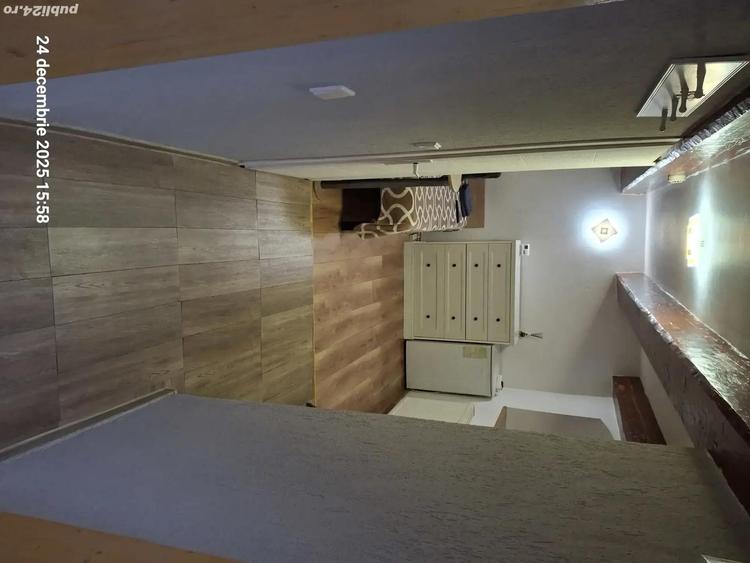 Vand garsoniera la casa pe strada de mijloc - 1