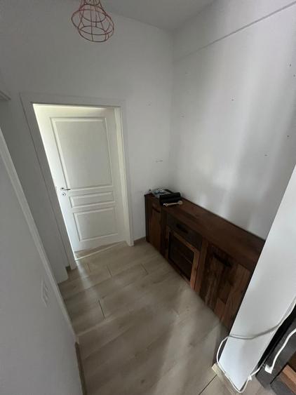 Nou. 57 mp utili.  Mobilat si utilat. Asfalt. Zona Braytim - pozitie excelenta - 10