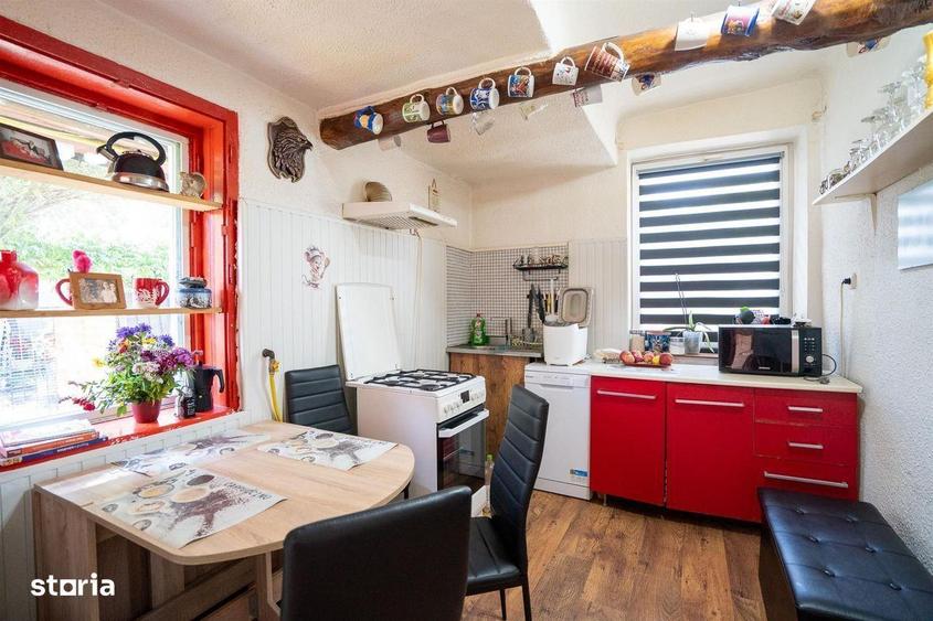 Casa De Vanzare Episcopia 1450 Mp Teren - 2