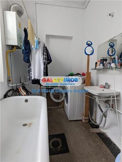 Timpuri Noi ,Suprafata Utila  175mp , doua garsoniere si un apartament - 5