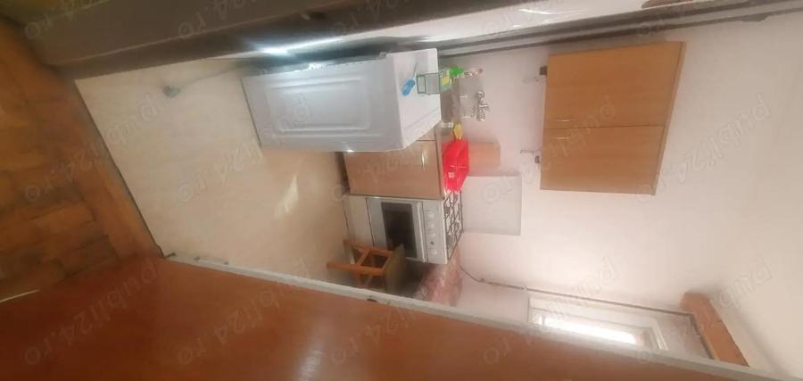 Garsoniera central gazda inchiriat bd.Independentei - 8