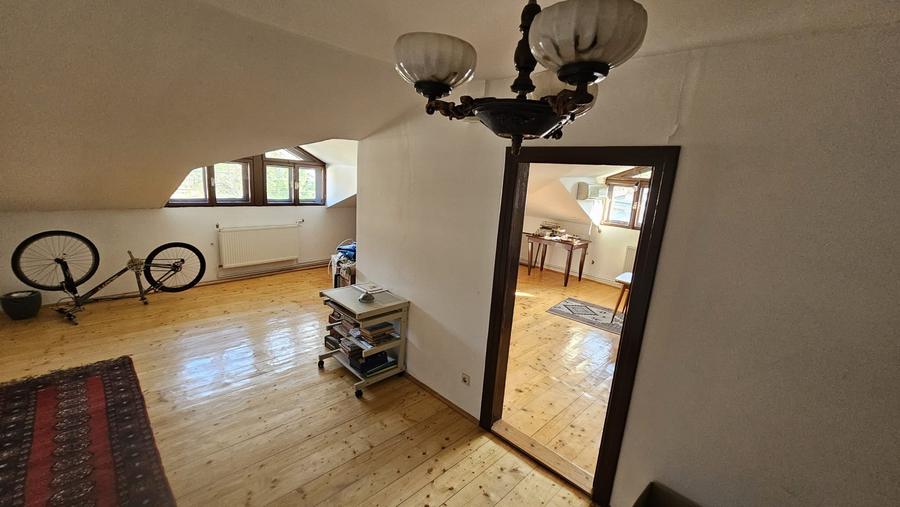 Casă ULTRACENTRALĂ + garaj – ideală firmă sau locuință - 18