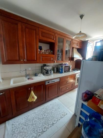 Apartament -5 camere -decomandat-Zona Fundeni - 18