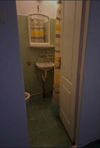 Inchiriez garsoniera in Vasile Aaron - 4