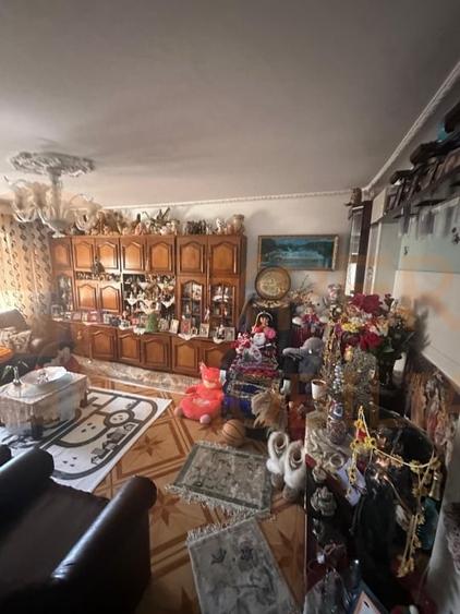 Apartament 4 camere, situat in Poarta 6 - 3