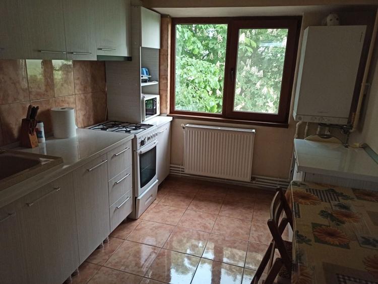 Apartament cu 3 camere de vanzare - 6