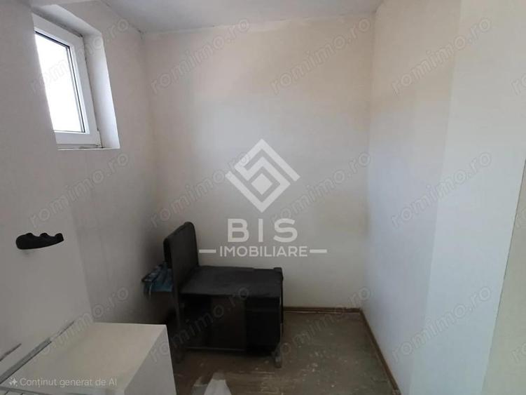 Casa 5 camere, D+P+1, Zona Nord - 10