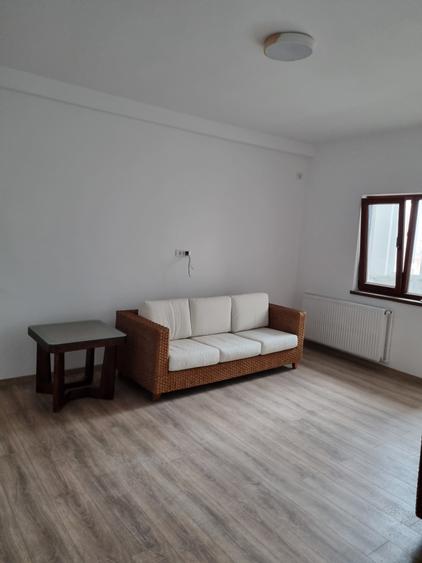 Oportunitate de Investiție: Apartament  cu potențial de impărțire în 2 unitati - 14