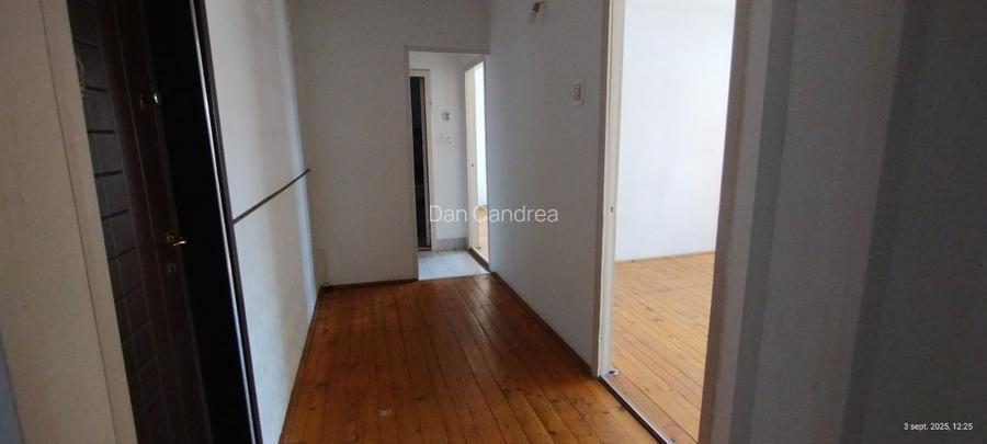 Apartament 3 camere; etaj 1; micro 11; Certif. Energ. clasa A Apartament 3 camere; etaj 1; micro 11; Certif. Energ. clasa A