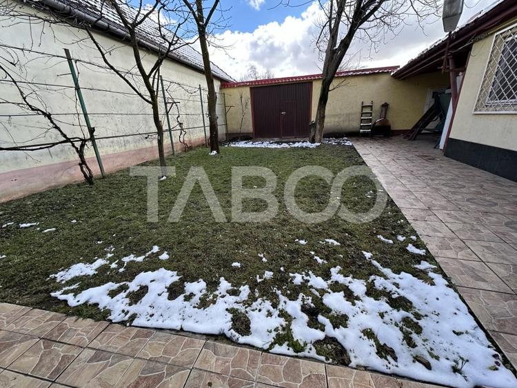 Casa familiala pentru locuit sau vacanta , spatioasa si confortabila . - 3