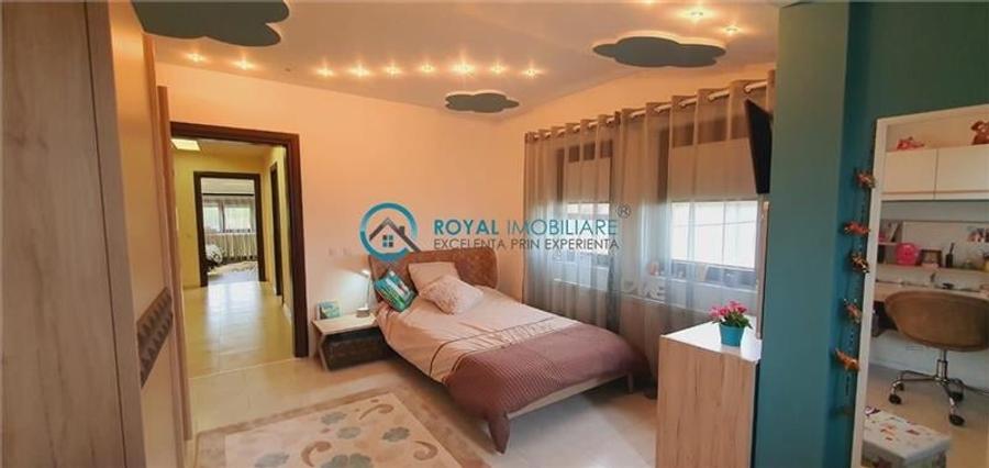 Royal Imobiliare-Vanzare Vila Zona Blejoi - 13