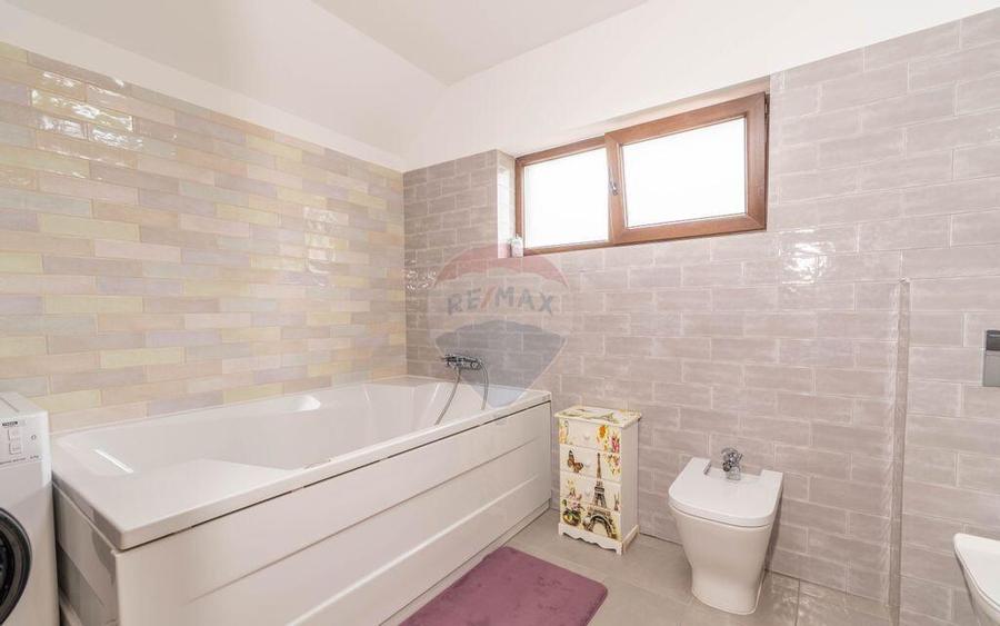 Casa de vanzare, Jucu de Sus teren 811mp, 4 Camere, 2 Bai... - 3