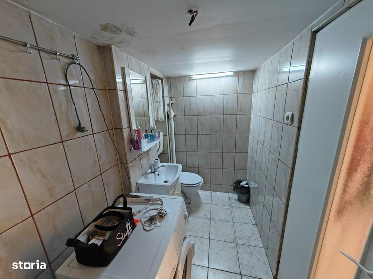 Apartament cu 4 camere în Letea