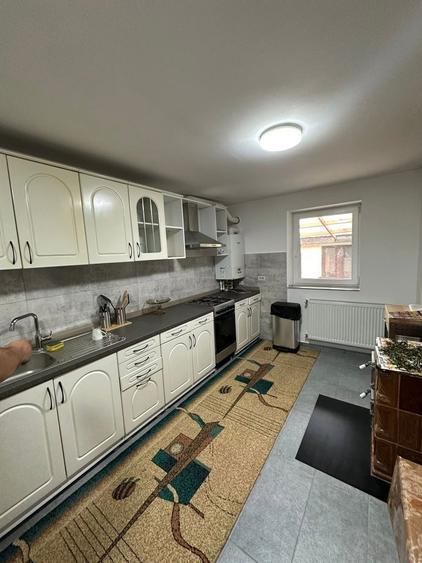 Vand casa 110m2 in Roman - 6