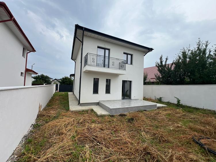 Vilă superbă - finisaje de lux, teren generos, stație autobuz - 9