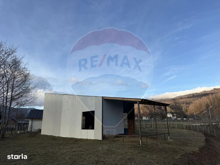 Teren de vanzare in Leresti si casa la rosu cu vedere spre Iezer - 5