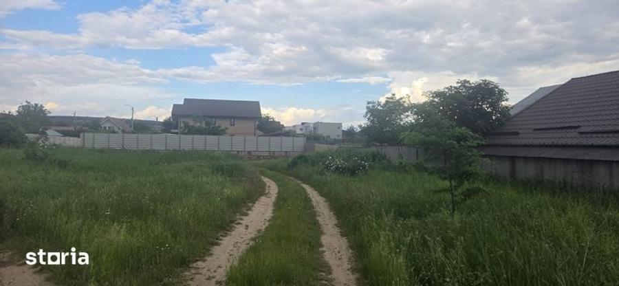 Vand teren str. Carpenului, Cantonului Garlesti - 1