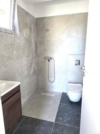 Apartament cu 3 camere decomandat în Bragadiru