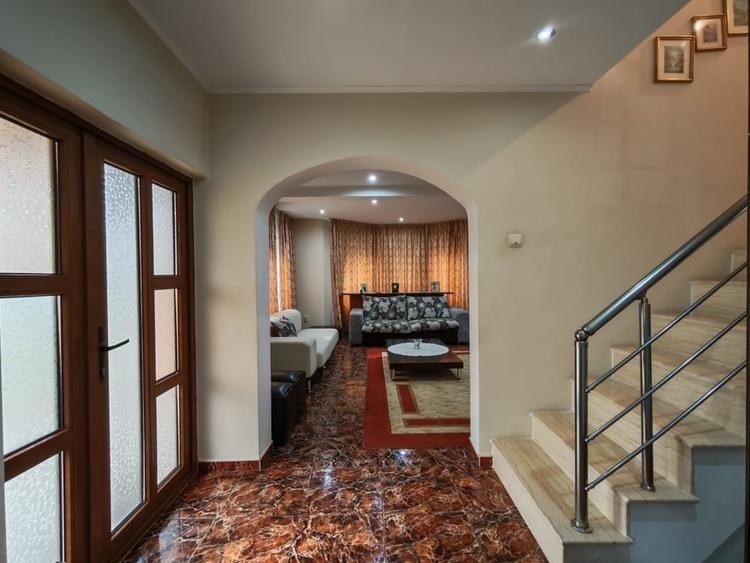 Casa in Serbanesti - 4