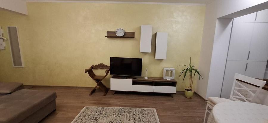 GARSONIERA - TOMIS III - 1