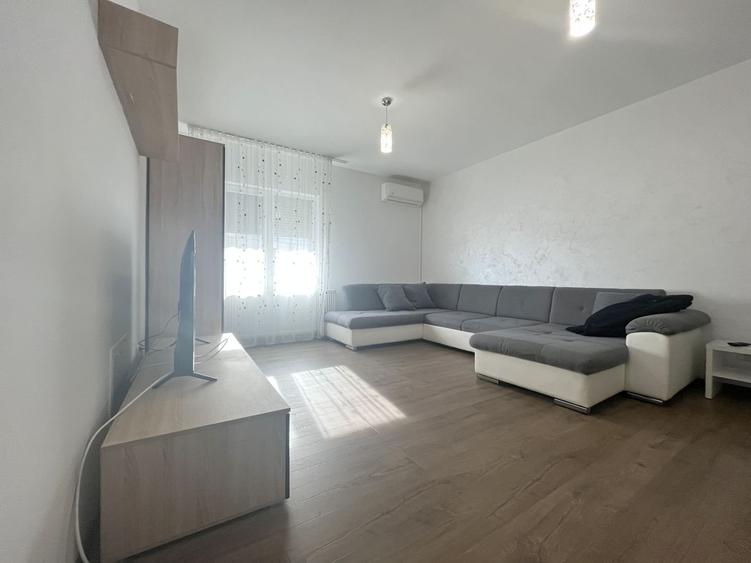 Închiriez  2 camere- Zona Hornbach - 2