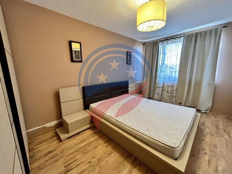 Apartament cu 2 camere decomandat în Rovine
