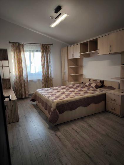 Inchiriez casa/vila campus universitar Moara - 2