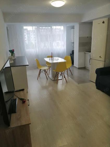 Ofer spre inchiriere apartament cu 3 camere - 4