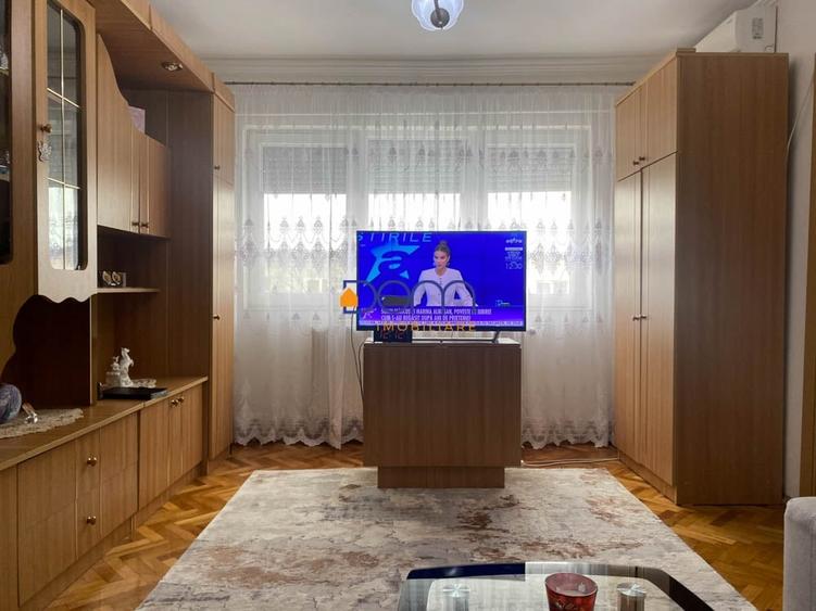 De vanzare apartament renovat si utilat - 2