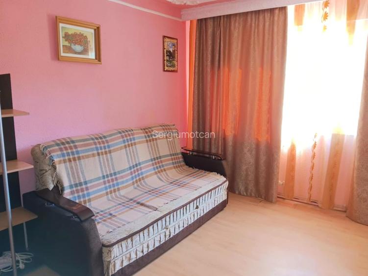 Alexandru Cel Bun Parcul Voievozilor apartament 2 camere 45 mp cu CT