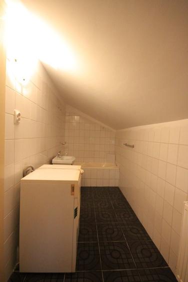 Apartament 4 camere si mansarda in vila, Calarasilor Traian - 19