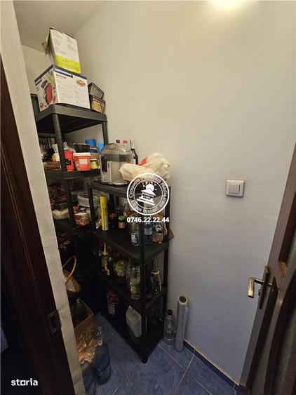 Vila 5 camere , 1196 mp teren - Dorobant , Aroneanu - 1