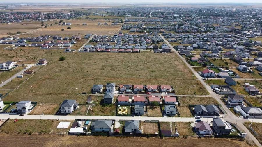 Teren Intravilan In Comuna Berceni | utilitati: curent | #UG5.1E - 9