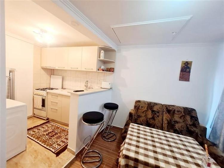 Corp de casa, proprietate tip studio, gata de mutat, Central, Brasov - 5