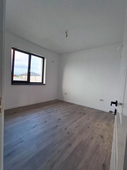 FARA COMISION in Bacu casa 4 camere 2 bai placa beton la pod incalz pardoseala - 27