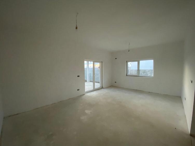 Dezvoltator vand Duplex 115mp utili la 2min de benzineria ESO Giroc - 3