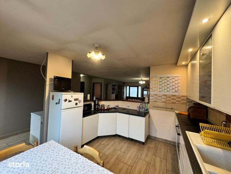 Casa cocheta cu terasa | 5 ari teren - 7