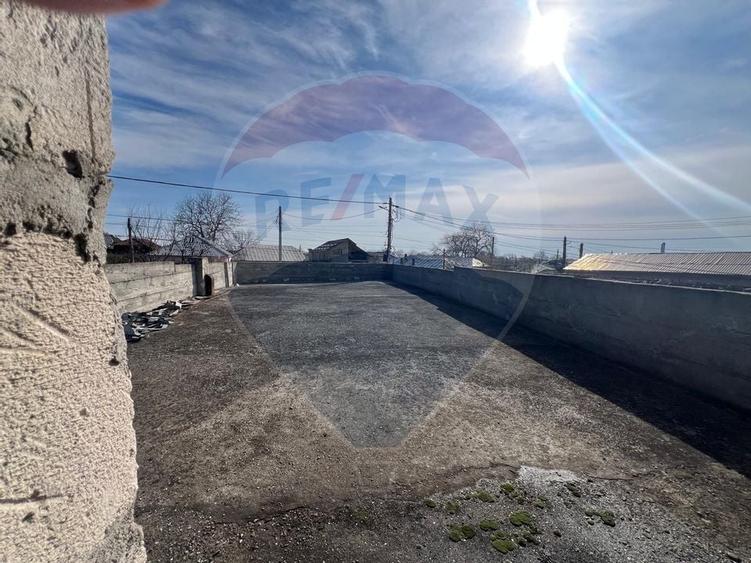 Casa cu 6 camere de vanzare - 8