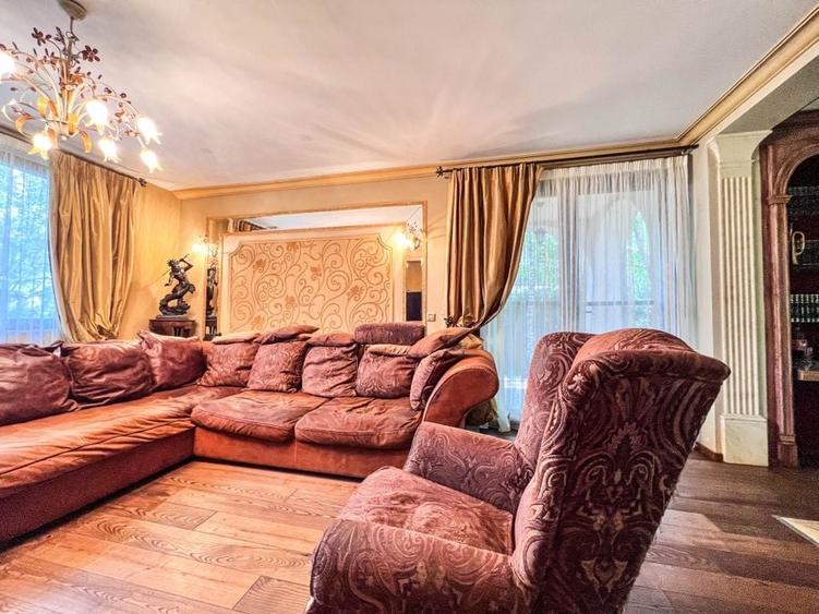 Особая вилла с садом площадью 1000 кв.м в жилом районе Куртя Домняска - 19