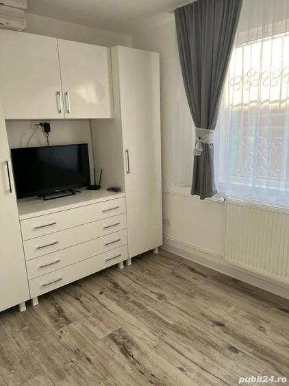 ?agului-Turist - Shopping City-LUX-la PRIMA inchiriere,350 E - 4