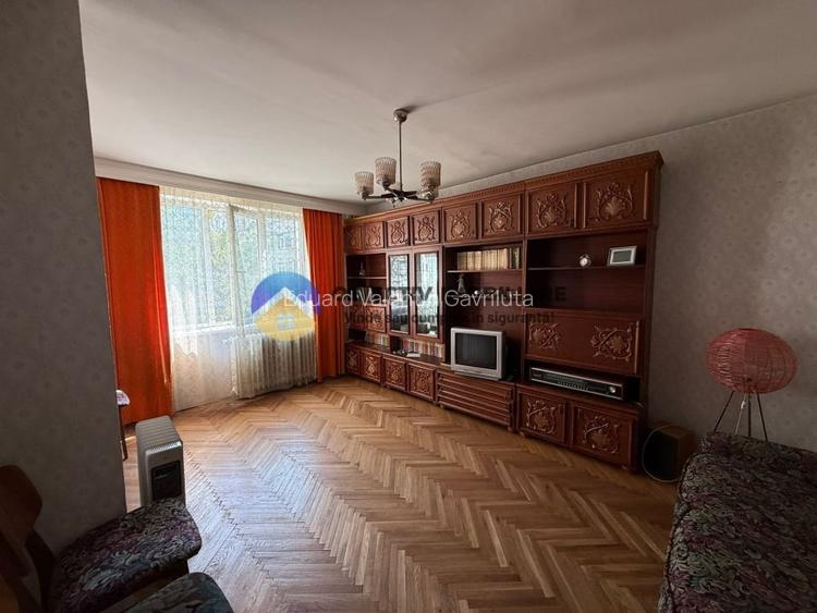 OCAZIE! Apartament 3 camere 75 MP -Etaj 1 Centru