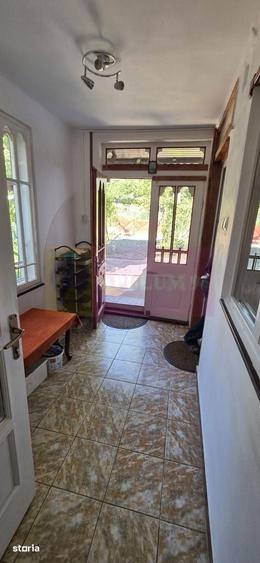 Casa de vanzare cu 5 camere in Mislea - 16