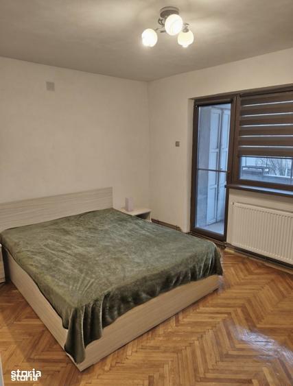 Apartament cu 3 camere decomandat în Nord