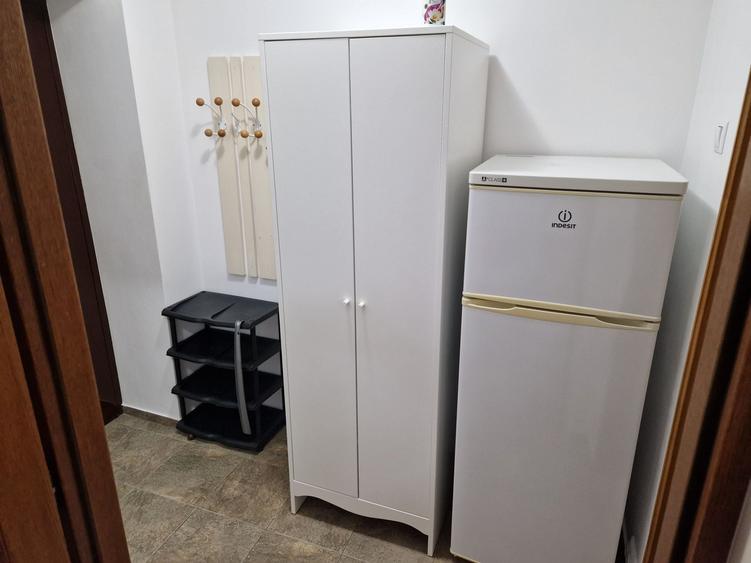 Garsonieră decomandată în Central